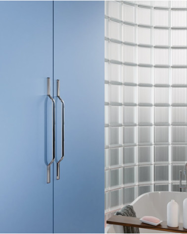 GOLDEN furniture handle design handle colour 1 side view mounted on a wardrobe
