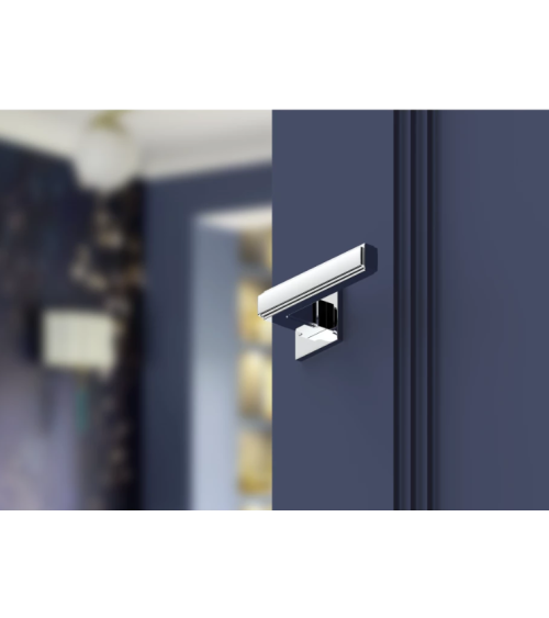 Royal Slim door handle in polished chrome