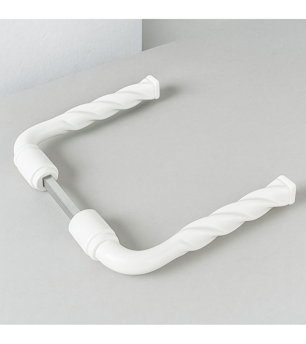 Twisted white lacquered gate handle – 7 mm square