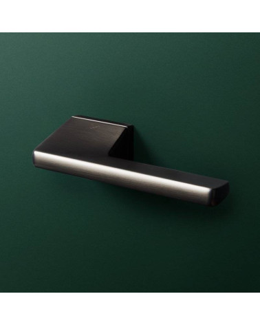 Hexa handle on a green background