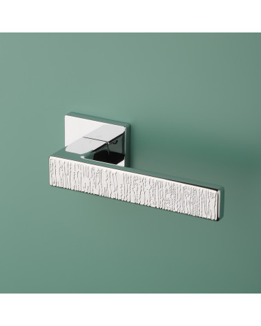 AMARYLIA polished chrome door handle design handle angled view