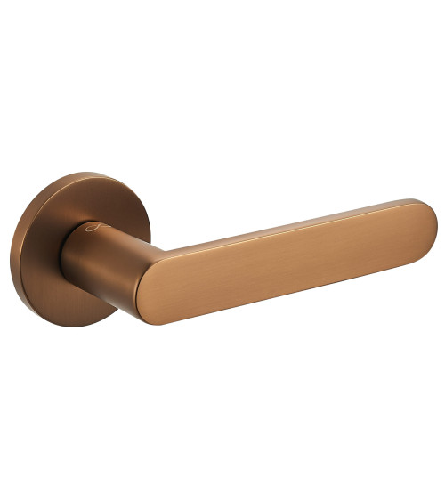 Light brown door handles Line Venus