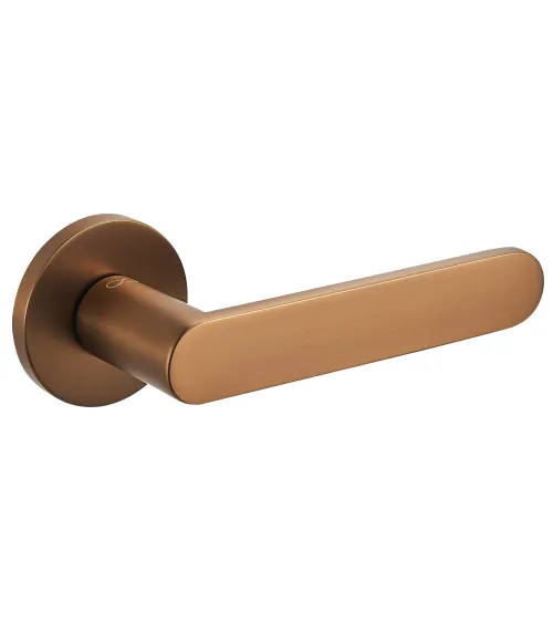 Light brown door handles Line Venus