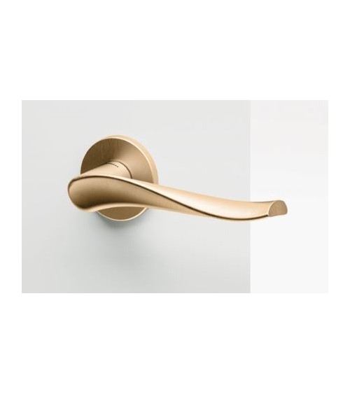 Mandelli Spin matt gold door handle design handle