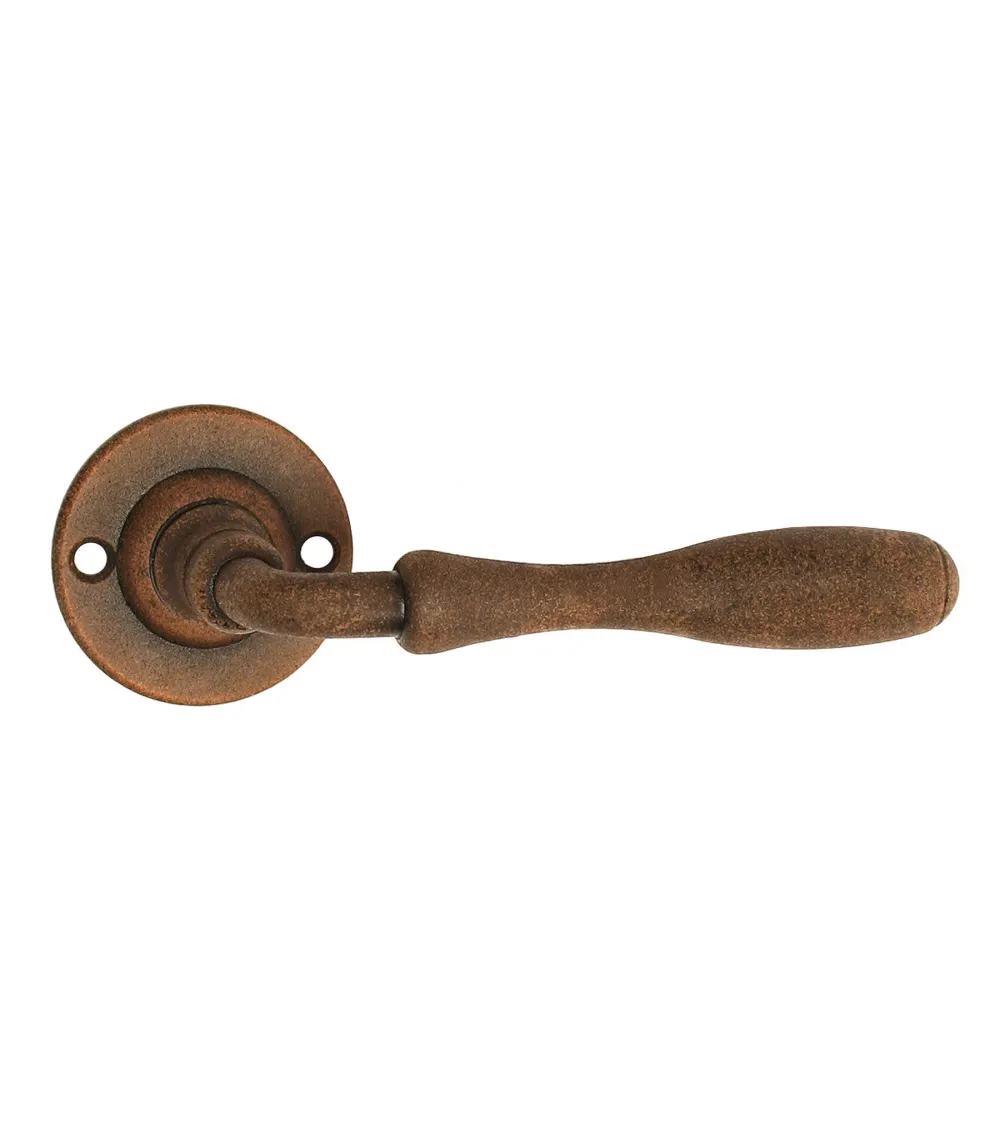 Joséphine collection retro rust-finish door handles on round roses for doors and gates