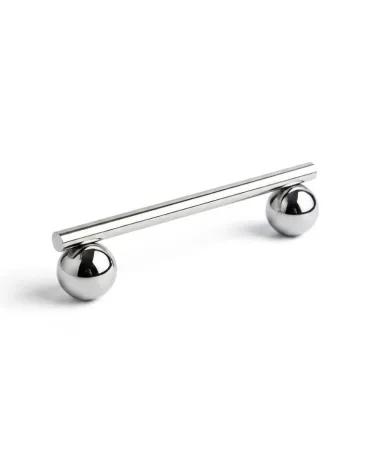 Modern furniture handle in brass with bright nickel finish – Model 04