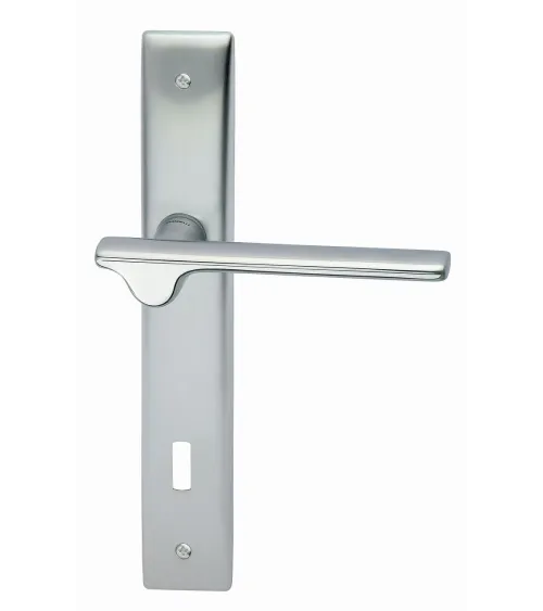 Mandelli Ara longitudinal door handle design handle