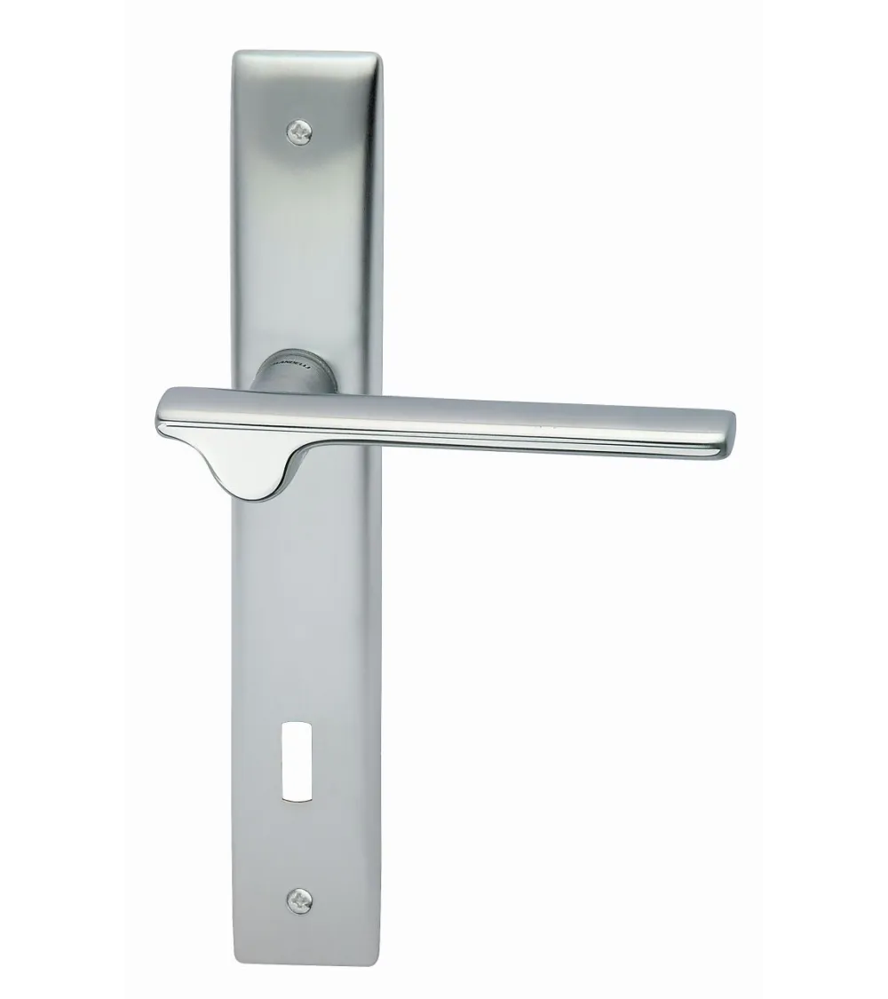 Mandelli Ara longitudinal door handle design handle