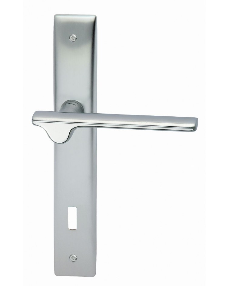 Mandelli Ara longitudinal door handle design handle