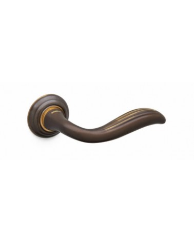 Mandelli Plisse sculptured bronze door handle designer handle