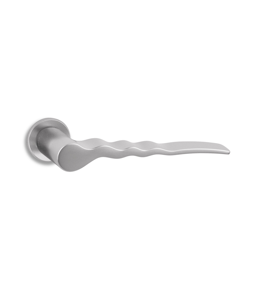 Satin chrome door handle Ento Flow C3 design handle