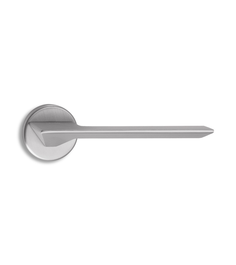 Satin chrome door handle Ento Cedro design handle