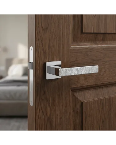 AMARYLIA polished chrome door handle