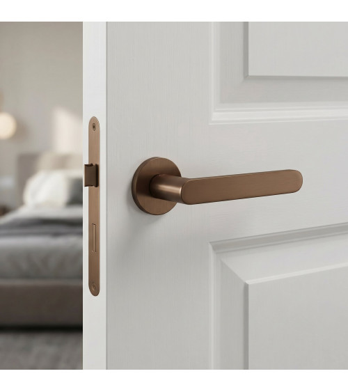 Light brown door handles Line Venus