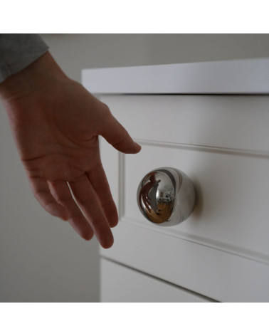 Extra-large ball furniture knob in polished stainless steel