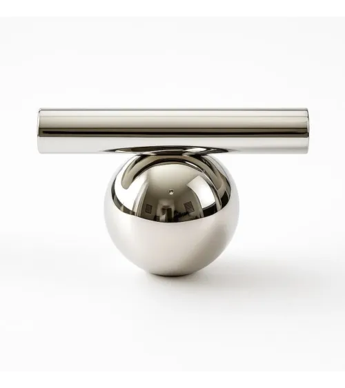 Furniture knob in shiny chrome brass, model 04