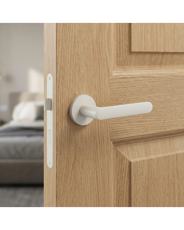 Ivory-coloured Creo door handles