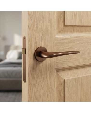 Copper-coloured Sorella door handles