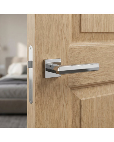 FRESIA square polished chrome door handle
