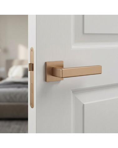 MIIA light brown door handle
