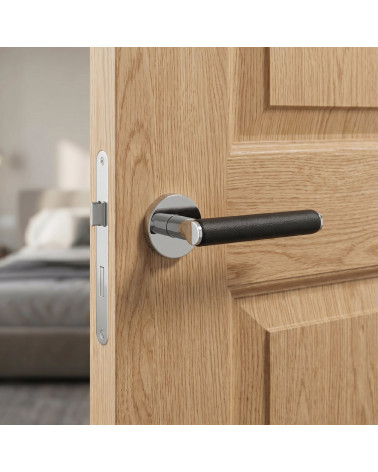 EGERIA polished chrome door handles