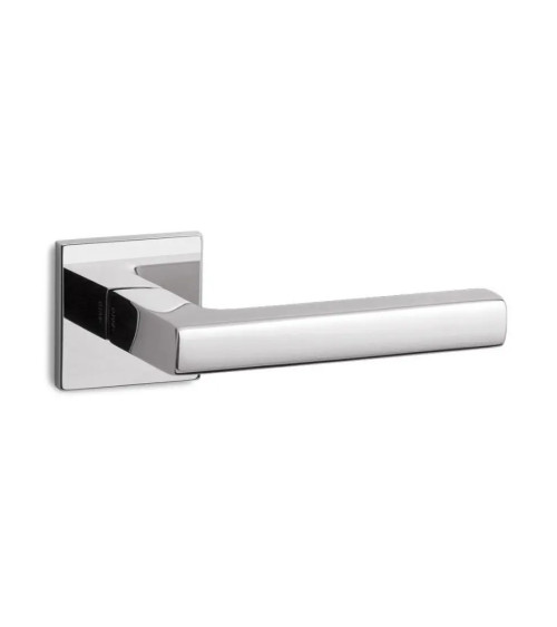 UNIT SQ R6 door handle on Ento square rose