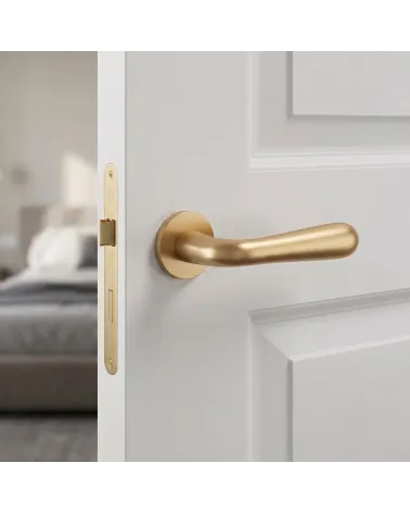 Matt gold GARDENIA door handles