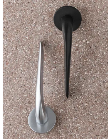 Mandelli Coupé brass door handle designer handle on a plate