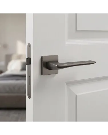 Square Door Handle for a geometric décor — IRIS model
