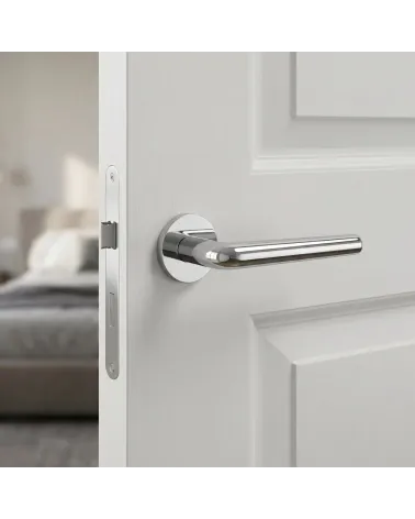 Polished Chrome Door Handle for a Sophisticated Touch - FUNKIA