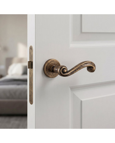 Refined and Prestigious Antique Gold Door Handle - TUPAI 738 Model