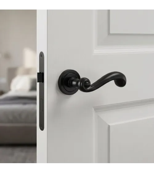TUPAI 738 black door handles