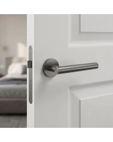 EUPHORBIA classic-design door handles