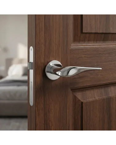 Polished chrome PETUNIA door handles