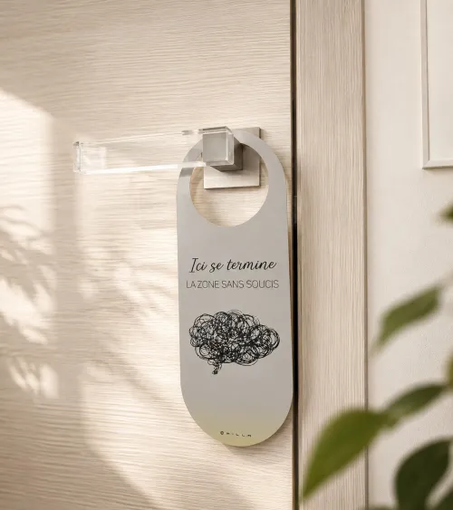 Double-sided door hanger Positive & Worry-free Zone