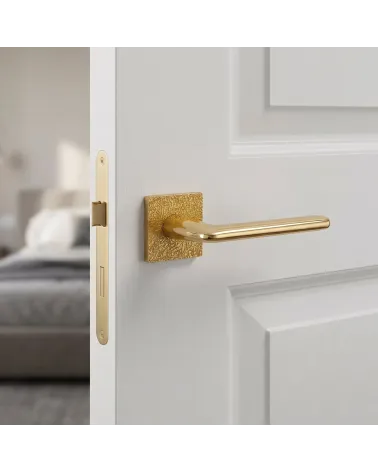 Elegant and Robust Brass Door Handle — Model TUPAI 4165-T3