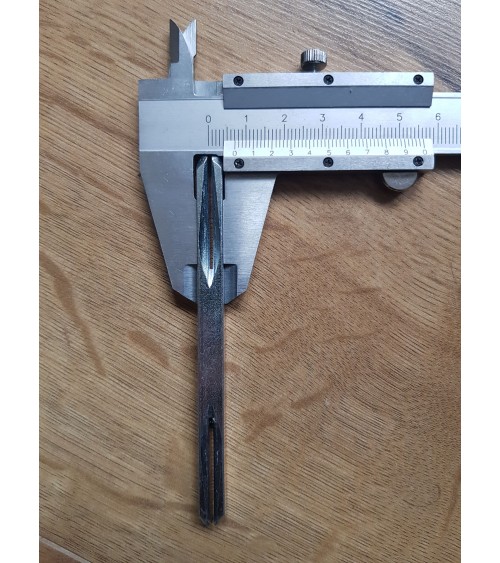 7mm square spindle for door handle with a millapoignees business card