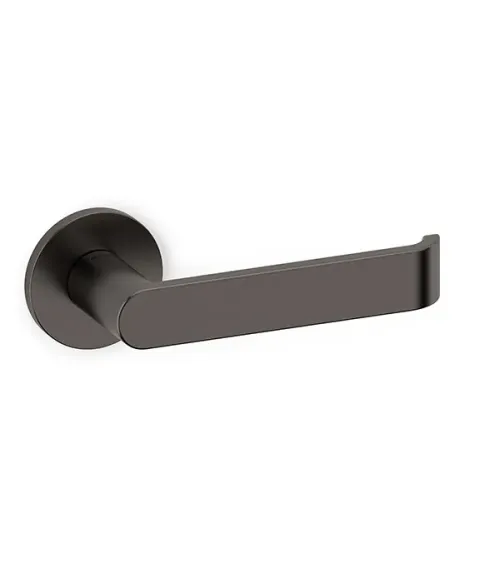 Modern Italian high-end door handle made in Brass | MILLA