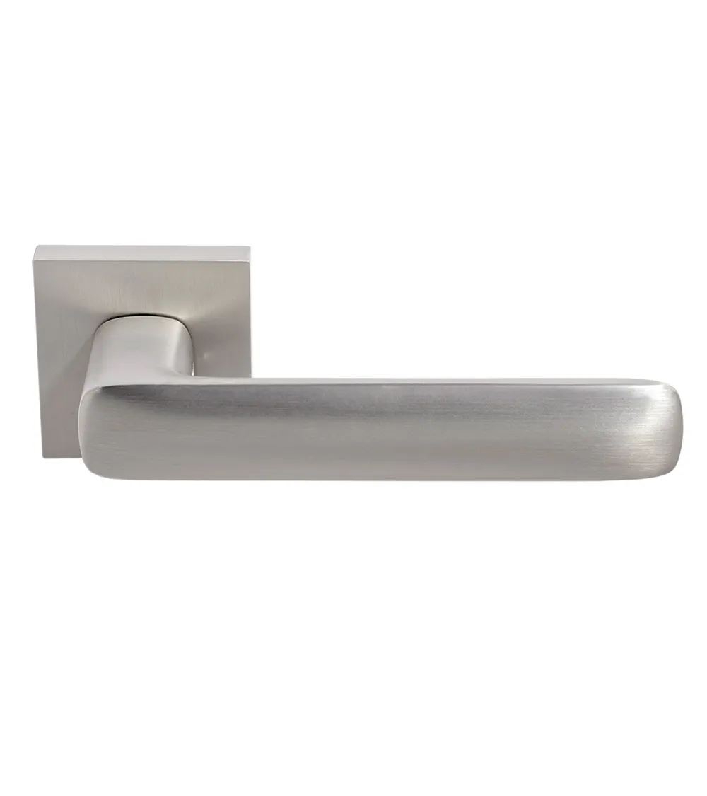Écir zamak door handle in satin nickel finish