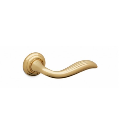 Polished gold Mandelli Plisse door handle design handle