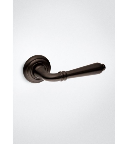 Matt bronze Mandelli Sevilla door handle design handle