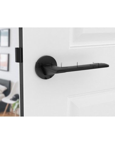 Black door handle Line GIULIA design handle front view mounted on a door