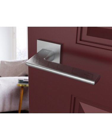Brushed chrome Shark door handle