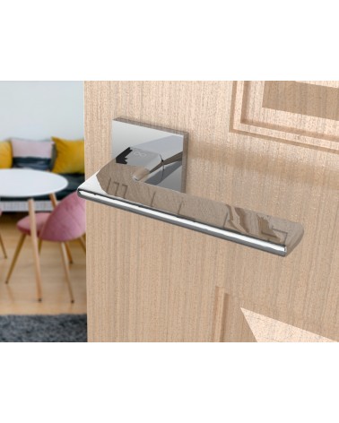 Polished chrome Shark door handle