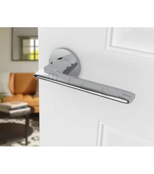 Polished chrome Line GIULIA door handle design handle