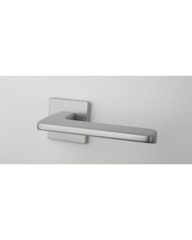 YUKA zamak door handle design handle colour 2 front view