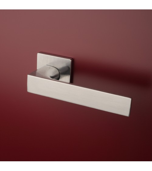 ALISSO satin chrome door handle designer handle