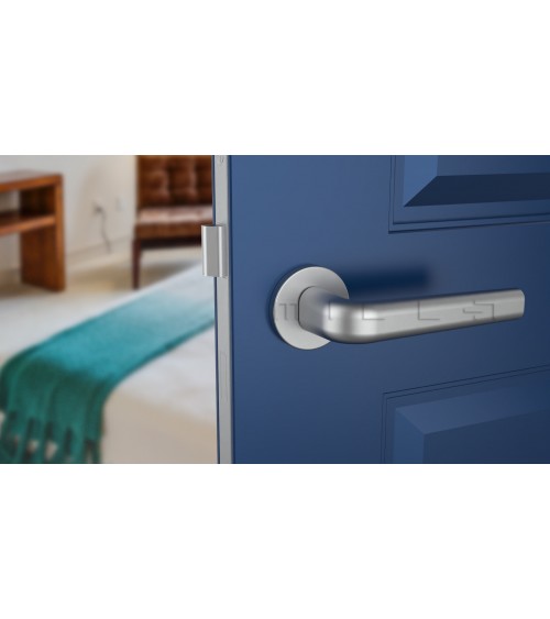 INULLA satin chrome designer door handle