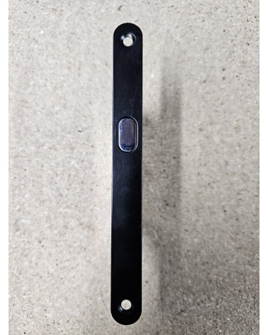 Lock for sliding doors - design handle