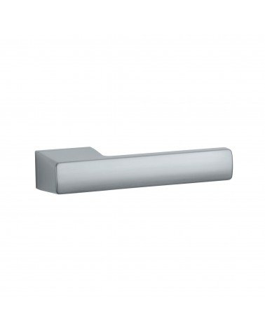 Satin chrome BRISA design door handle